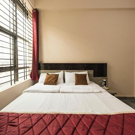 Oyo 9544 Hotel Crown Residency Mysore Eksteriør bilde