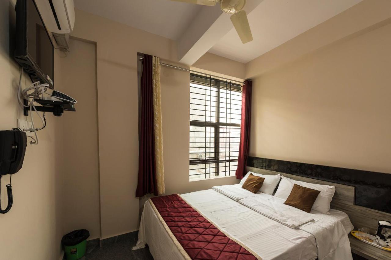 Oyo 9544 Hotel Crown Residency Mysore Eksteriør bilde